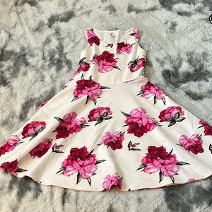 Agnes & Dora Fisher Dress size small